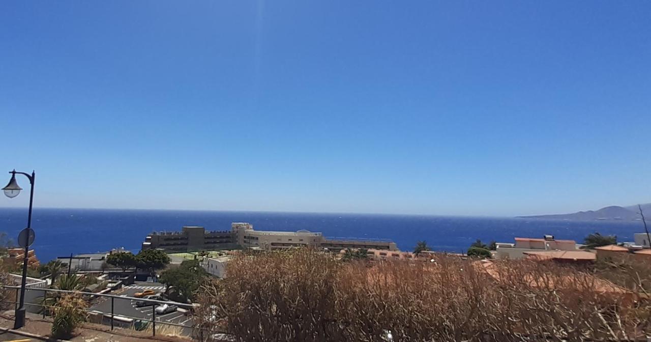 Luxurious Apartment With Large Terrace And Sea Views Tabaiba Luaran gambar